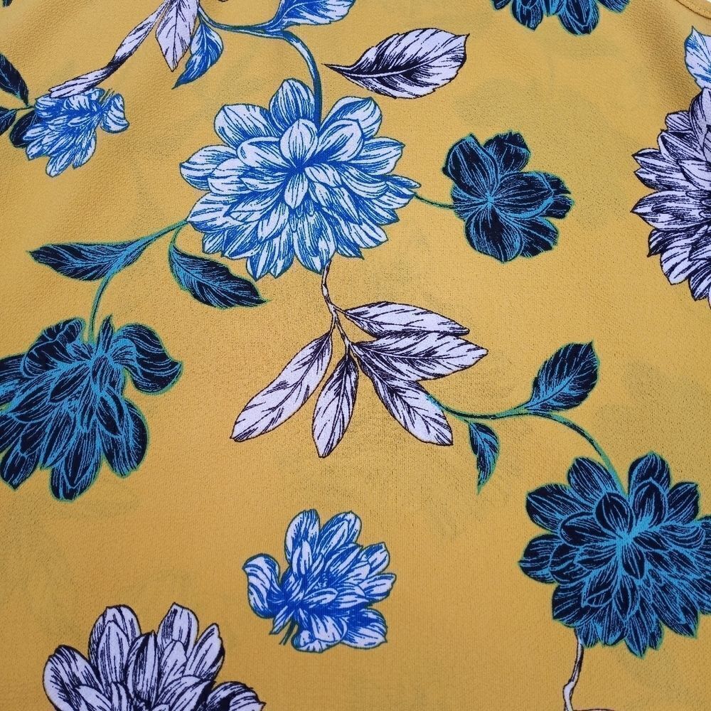 C&e Multicolored Sleeveless Floral Blouse SCondi - Picture 3 of 8